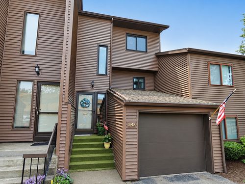 543 Montroyale Dr, Erie, PA, 16504-2641 | Card Image