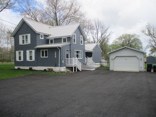 6241 E Avon Lima Rd, Avon, NY, 14414-9556 | Card Image