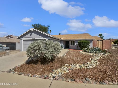 10071 E Nicaragua Ln, Tucson, AZ, 85730-3164 | Card Image