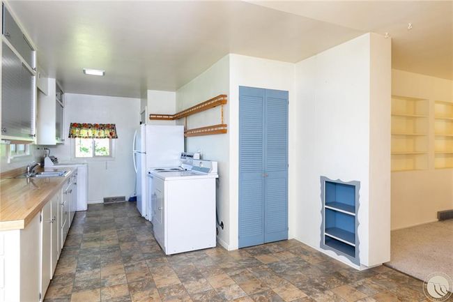 203 W 1 St Ave N, House other with 3 bedrooms, 1 bathrooms and null parking in Columbus MT | Image 9