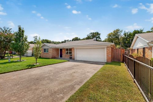 207 N Longacre Ln, Dallas, TX, 75217-5633 | Card Image