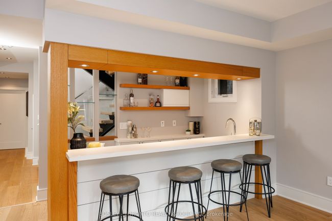 242 Sutherland Dr, House other with 6 bedrooms, 6 bathrooms and 2 parking in East York ON | Image 44