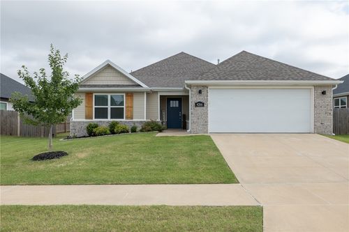 4266 W Cactus Pl, Fayetteville, AR, 72704-3030 | Card Image
