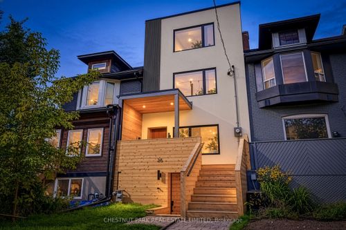 26 Caroline Ave, Toronto, ON, M4M2X7 | Card Image