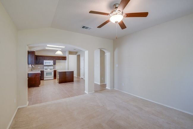 11308 Los Comancheros Rd, House other with 3 bedrooms, 2 bathrooms and 2 parking in Austin TX | Image 14