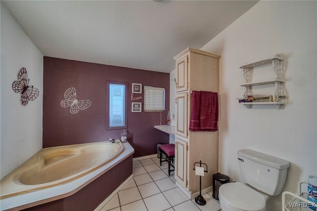 Master Bathroom | Image 35