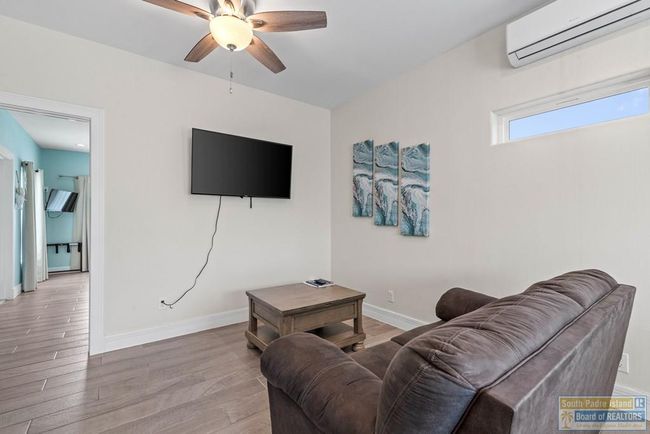 1109 Tarpon Ave, Home with 4 bedrooms, 5 bathrooms and null parking in Port Isabel TX | Image 23