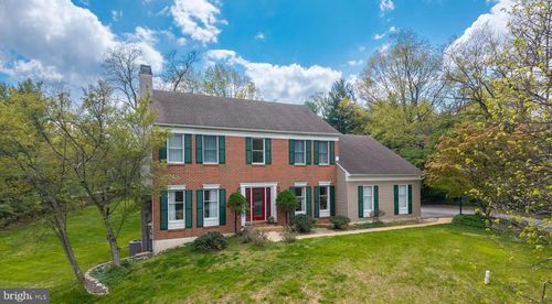 320 Long Ridge Ln, EXTON, PA, 19341-2195 | Card Image