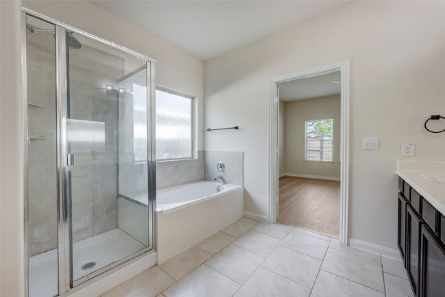 10005 Deer Chase Trl, House other with 4 bedrooms, 3 bathrooms and 4 parking in Austin TX | Image 22