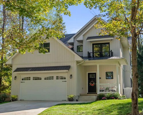 512 Green Acre Cir, Howard, OH, 43028-9259 | Card Image