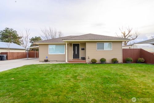 510 M St Sw, Quincy, WA, 98848-1653 | Card Image