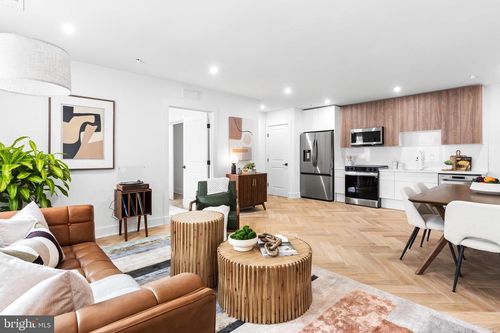 201-1124 Florida Avenue Ne, WASHINGTON, DC, 20002 | Card Image