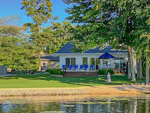 153-7837 Bay Mdw, Canadian Lakes, MI, 49346-8776 | Card Image