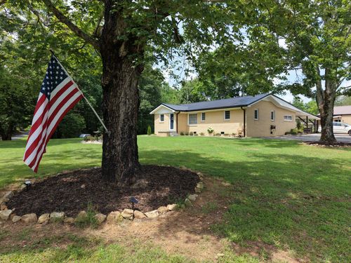 88 Kidd Rd, Lawrenceburg, TN, 38464-6806 | Card Image