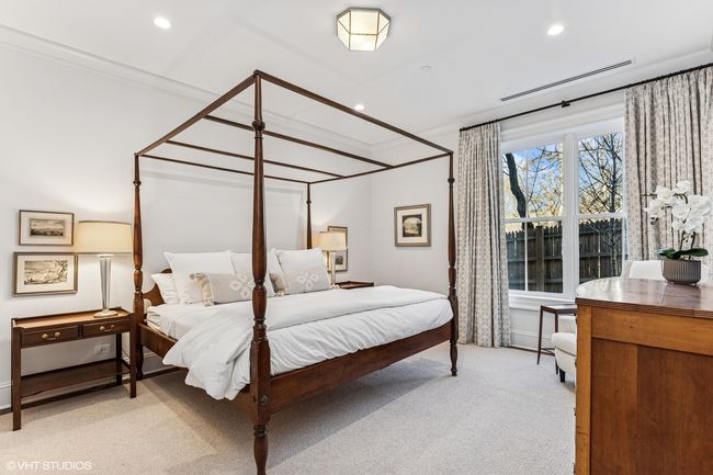 201 - 120 E Scranton Ave, Condo with 2 bedrooms, 3 bathrooms and 2 parking in Lake Bluff IL | Image 9