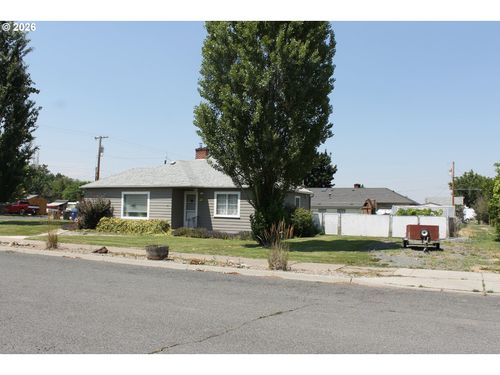 710 Broadway St, Baker City, OR, 97814-3147 | Card Image