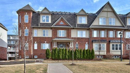 2-734 Neighbourhood Cir, Mississauga, ON, L5B0B3 | Card Image