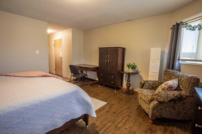 10701 104 Street, House other with 4 bedrooms, 3 bathrooms and 4 parking in High Level AB | Image 29