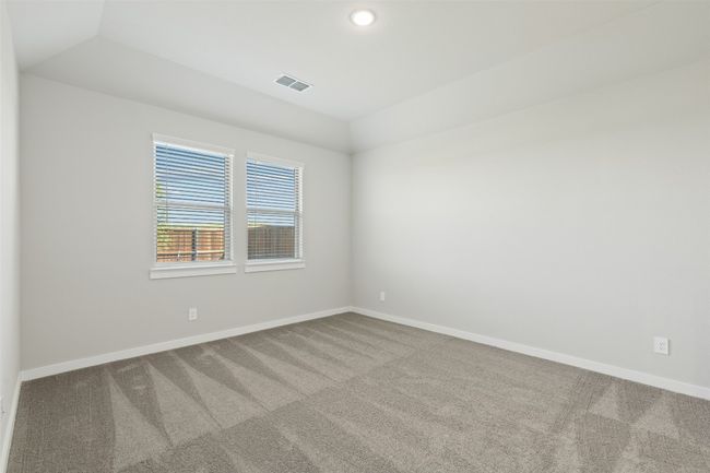306 Bendecido Loop, House other with 4 bedrooms, 3 bathrooms and 2 parking in Elgin TX | Image 8