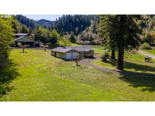 233 Johanneson Creek Rd, Reedsport, OR, 97467-9774 | Card Image