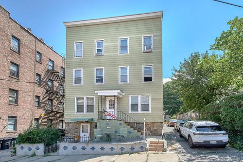 255 S Lexington Ave, White Plains, NY, 10606-2521 | Card Image