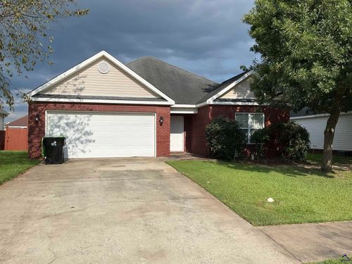 305 Manchester Ln, Byron, GA, 31008-3835 | Card Image