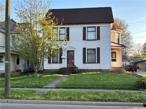 603 Trenton Ave, Uhrichsville, OH, 44683-2233 | Card Image