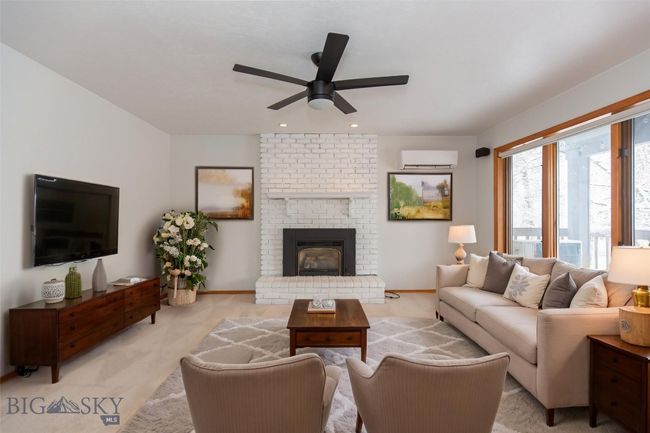Living room is virtually staged | Image 4