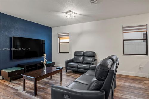 3471 W 110th St, Hialeah, FL, 33018-2179 | Card Image