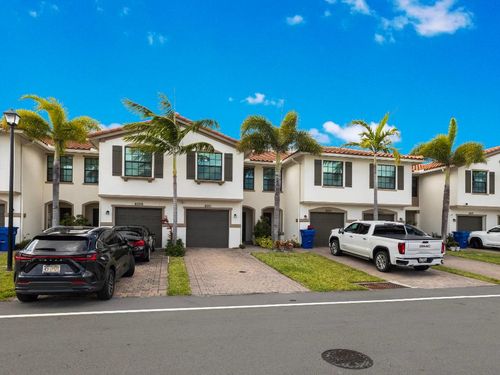 6011 Woods Edge Cir, Riviera Beach, FL, 33410-1924 | Card Image
