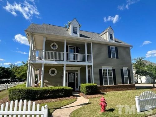 104 Tuscarora Ln, Clayton, NC, 27520-7368 | Card Image