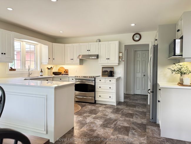 81572 Lucknow Line, Home with 4 bedrooms, 2 bathrooms and 10 parking in Goderich ON | Image 7
