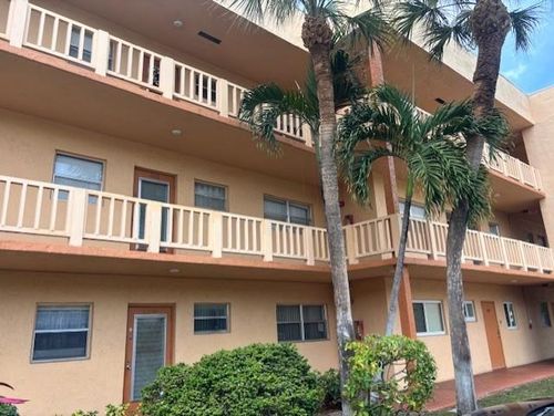 apt-110-8380 Lagos De Campo Blvd, Tamarac, FL, 33321-8512 | Card Image