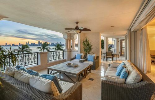 5233-5233 Fisher Island Dr, Miami Beach, FL, 33109-0262 | Card Image