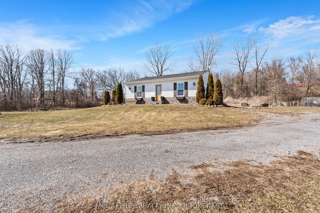 243 County Rd 17, House other with 2 bedrooms, 1 bathrooms and 6 parking in Newburgh ON | Image 35
