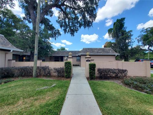 2-107 W Clay Ave, Brandon, FL, 33510-3324 | Card Image