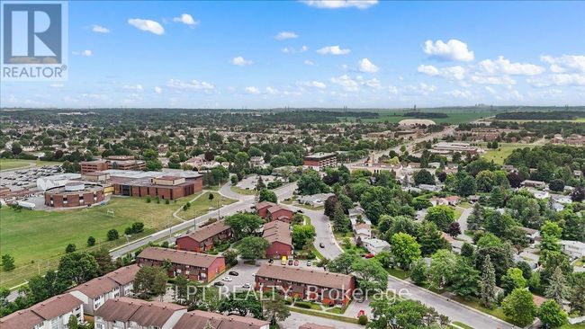 F - 9F Banner Rd, Townhouse with 3 bedrooms, 2 bathrooms and 1 parking in Nepean ON | Image 32