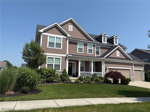5118 Duxbury Dr, Copley, OH, 44321-1005 | Card Image