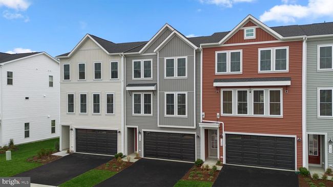 123 Galaxy Pl, Townhouse with 3 bedrooms, 4 bathrooms and null parking in STEPHENSON VA | Image 4