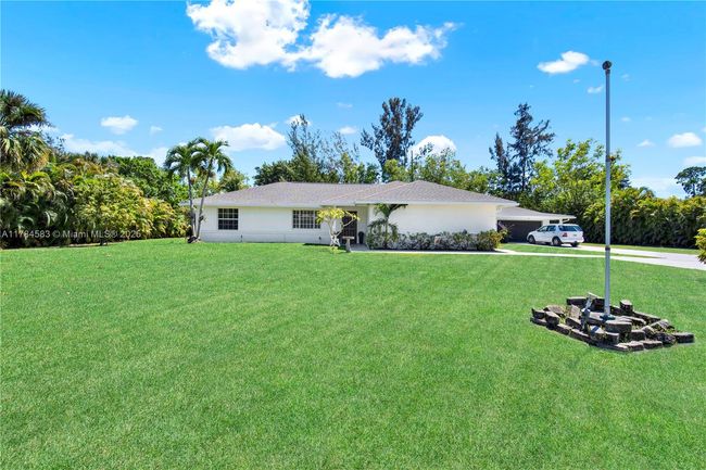 17746 48 Th Ct N, House other with 3 bedrooms, 2 bathrooms and null parking in Loxahatchee FL | Image 41