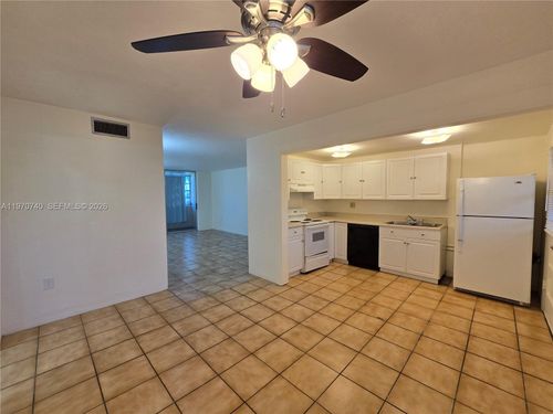 apt-106a-1475 Ne 125th Ter, North Miami, FL, 33161-5261 | Card Image