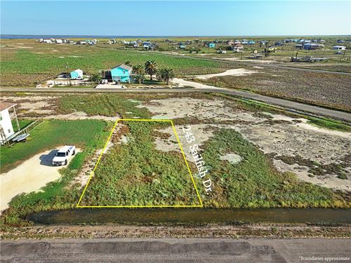 243 Sailfish Drive, Rockport, TX, 78382 | Card Image
