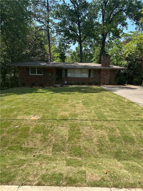 643 College St, Auburn, AL, 36830-3013 | Card Image