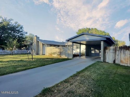 435 Cindy Ln, Fallon, NV, 89406-3748 | Card Image