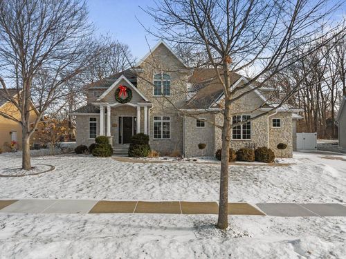 657 Hideaway Court Court, Combined Locks, WI, 54113 | Card Image