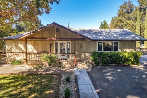 3500 Pioneer Ln, Redding, CA, 96001-4710 | Card Image