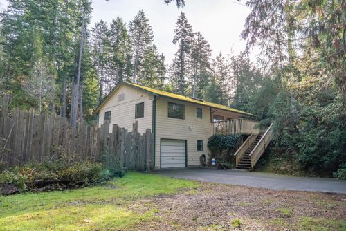 37150 Schooner Way, Pender Island, BC, V0N2M2 | Card Image