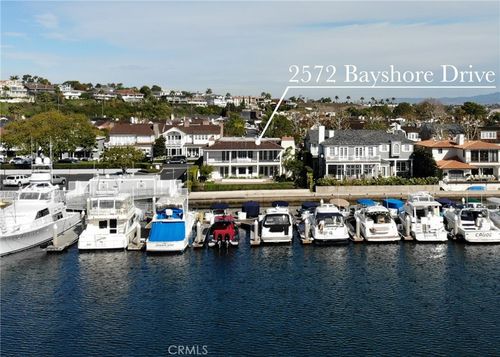 2572 Bayshore Dr, Newport Beach, CA, 92663-5607 | Card Image