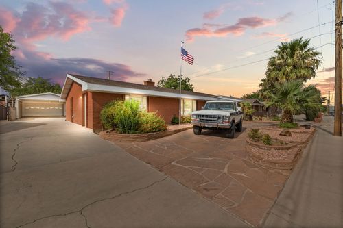 443 E 700 S St, St George, UT, 84770 | Card Image