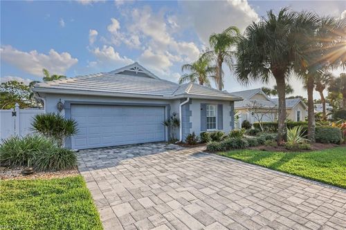 1335 Old Oak Ln, Naples, FL, 34110-4125 | Card Image